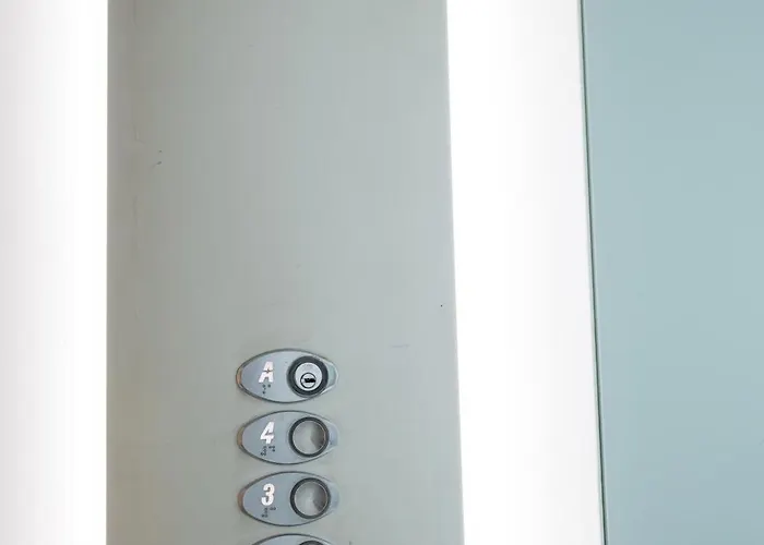 Comfy Stylish In Apartmán Màlaga