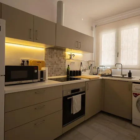 Comfy Stylish In Apartment Malaga